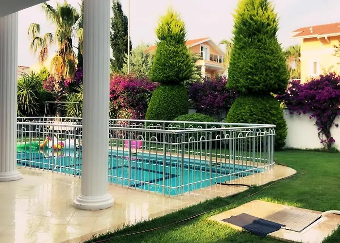 Aslam, Kadriye Mahallesi 236 Sokak No: 1-4 Tolerance Golf Sitesi C-1 Blok, Serik, Antalya Villa Belek